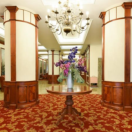 Hotel Belvedere Brăila Eksteriør bilde