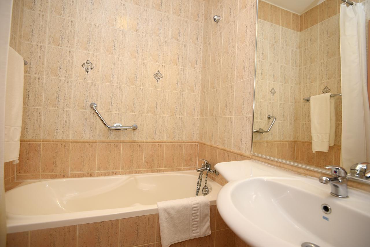 Hotel Belvedere Brăila Eksteriør bilde