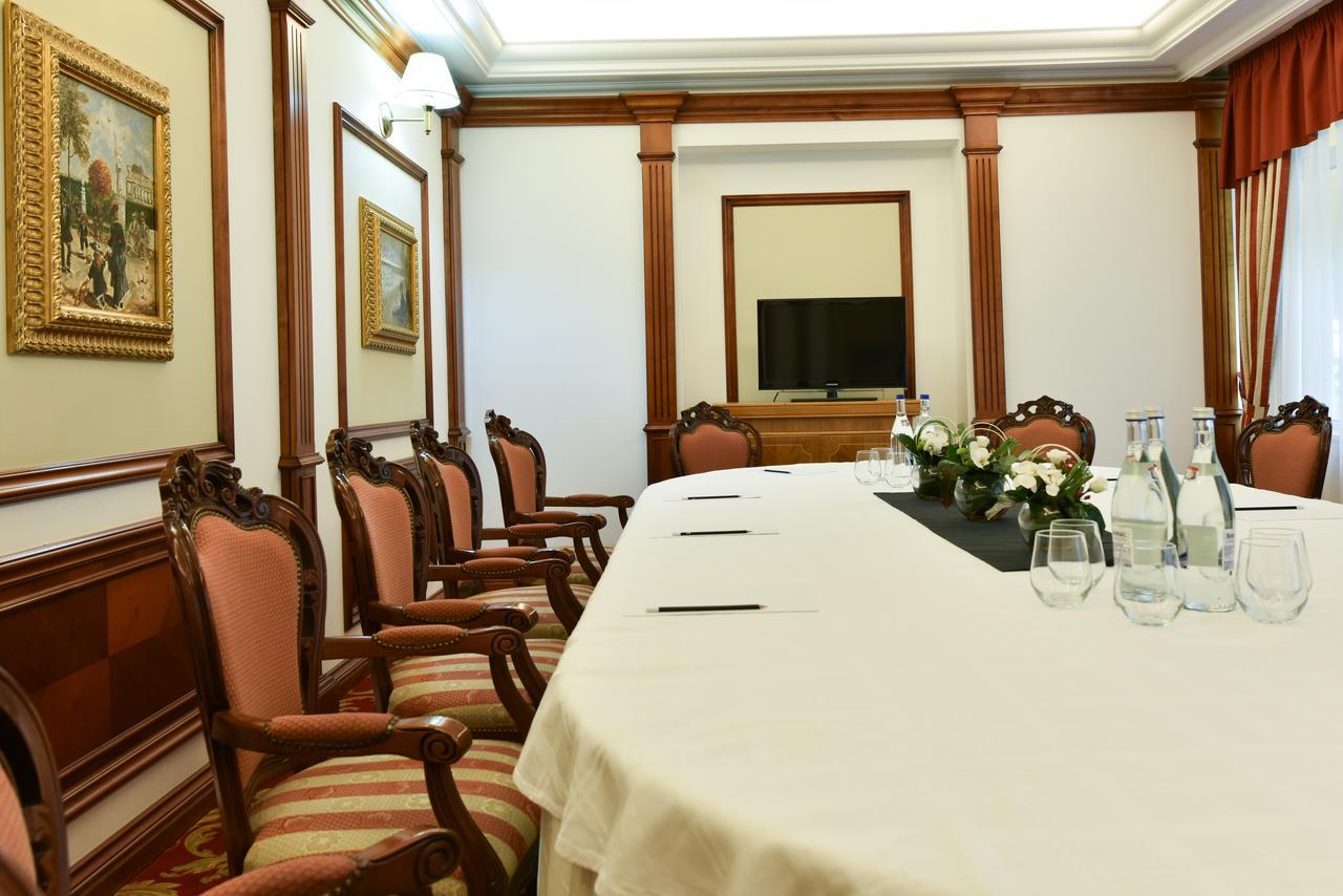 Hotel Belvedere Brăila Eksteriør bilde