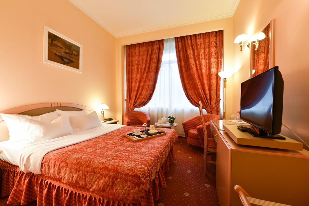 Hotel Belvedere Brăila Eksteriør bilde